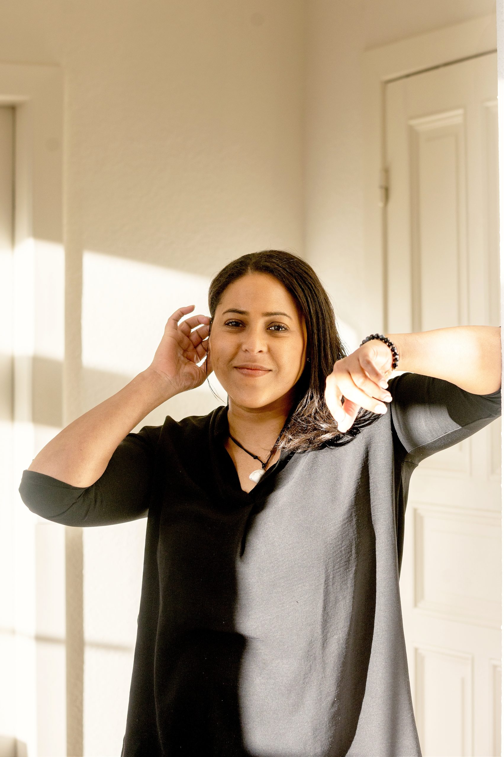 Jessie May Rueß – Inhaberin der Firma Dr. Haller + Co. Sonnenschutz, Sichtschutz und Lichtschutz - Lamellenvorhang - Senkrechtlamellen - Vertikaljalousien - Lamellenmaterial - von Dr. Haller + Co. – Selastore®